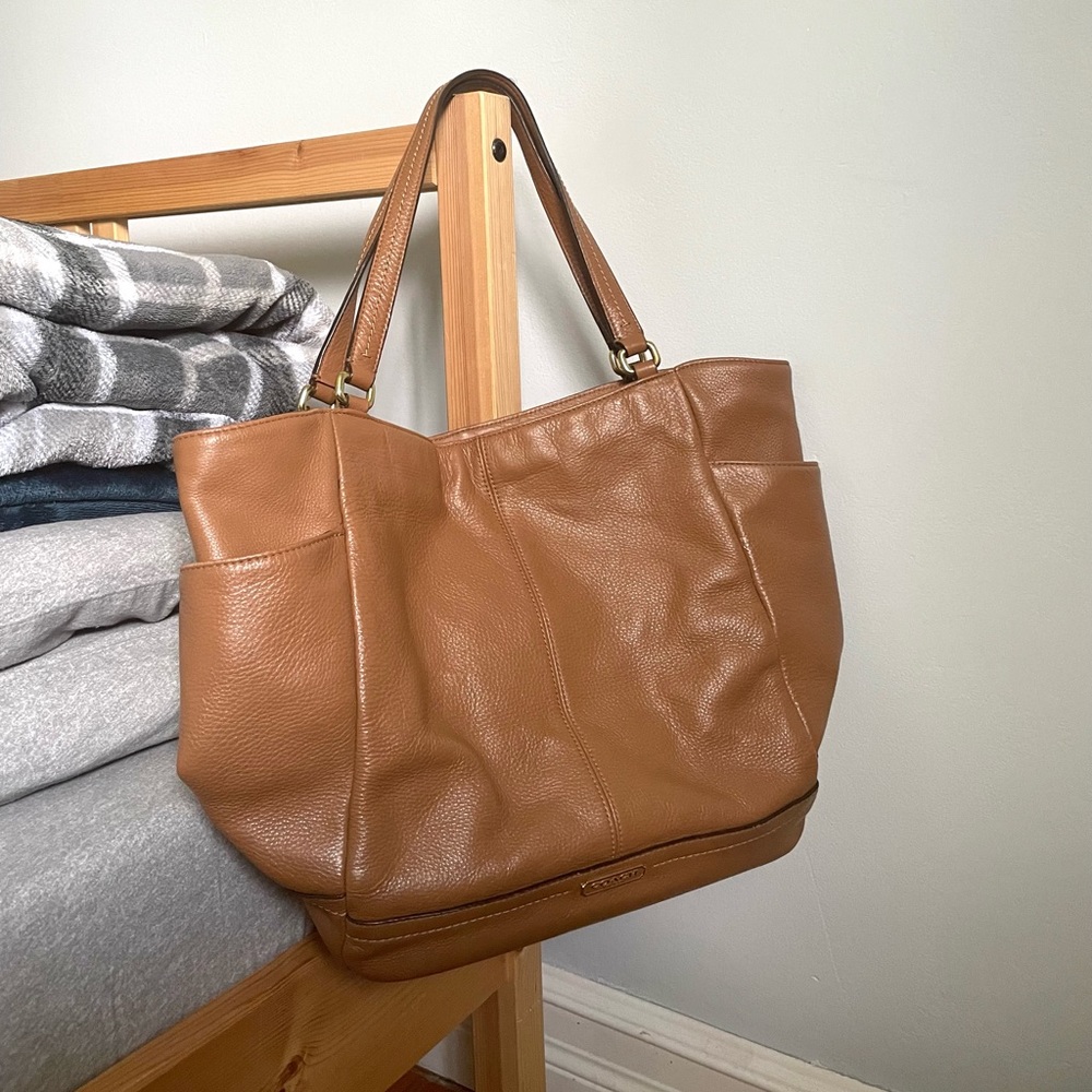 Coach Leather Shoulder Bag